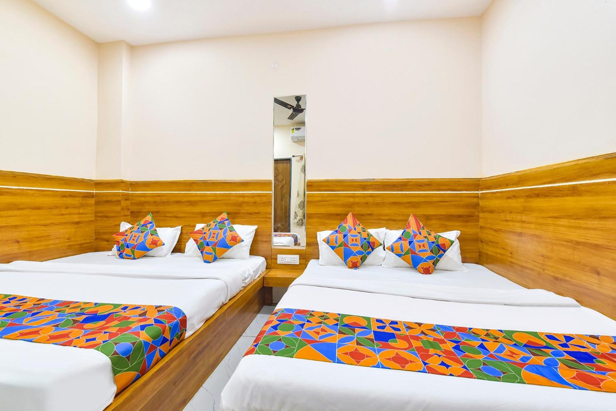 Fabhotel Somnath Ujjain Esterno foto