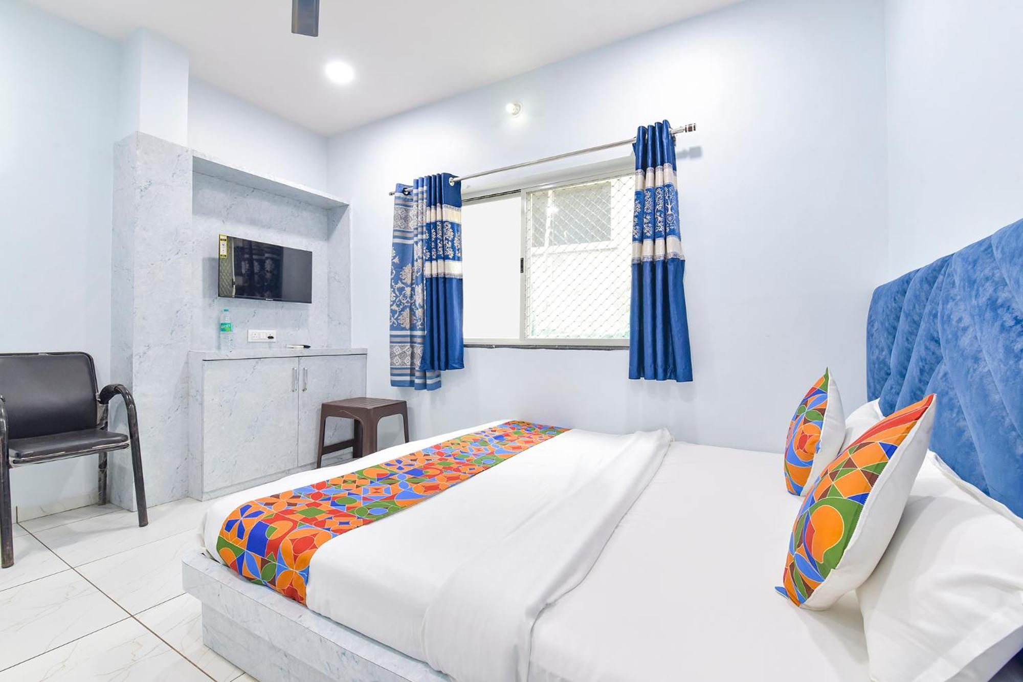Fabhotel Somnath Ujjain Esterno foto